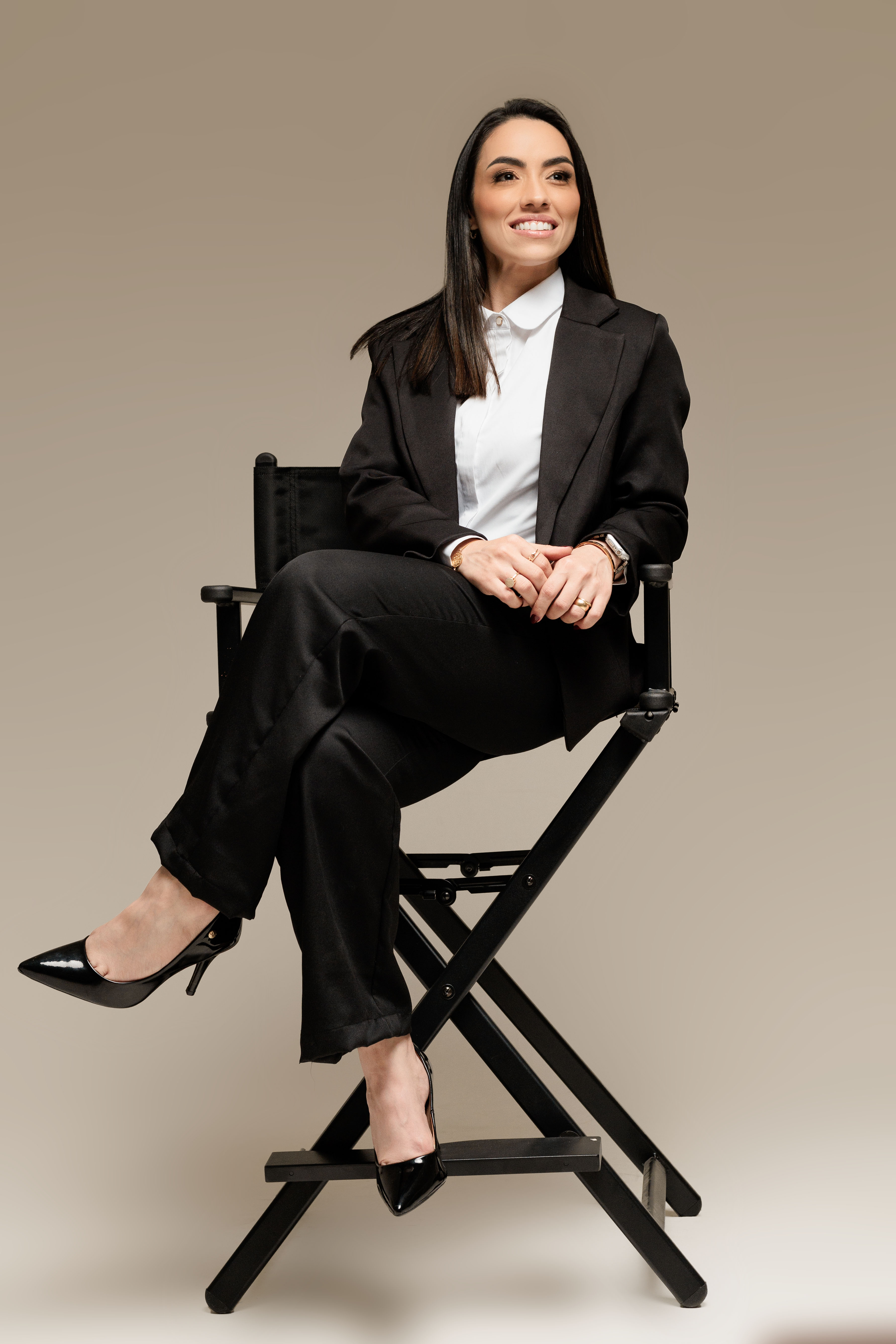 Dra. Iara Dourado